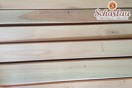 Assoalho de Eucalipto | Compensados e Madeiras Scharlau Ltda